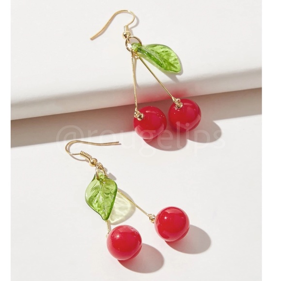 Cherry Shape Dangling Earrings Yellow Gold Tone - Picture 2 of 4